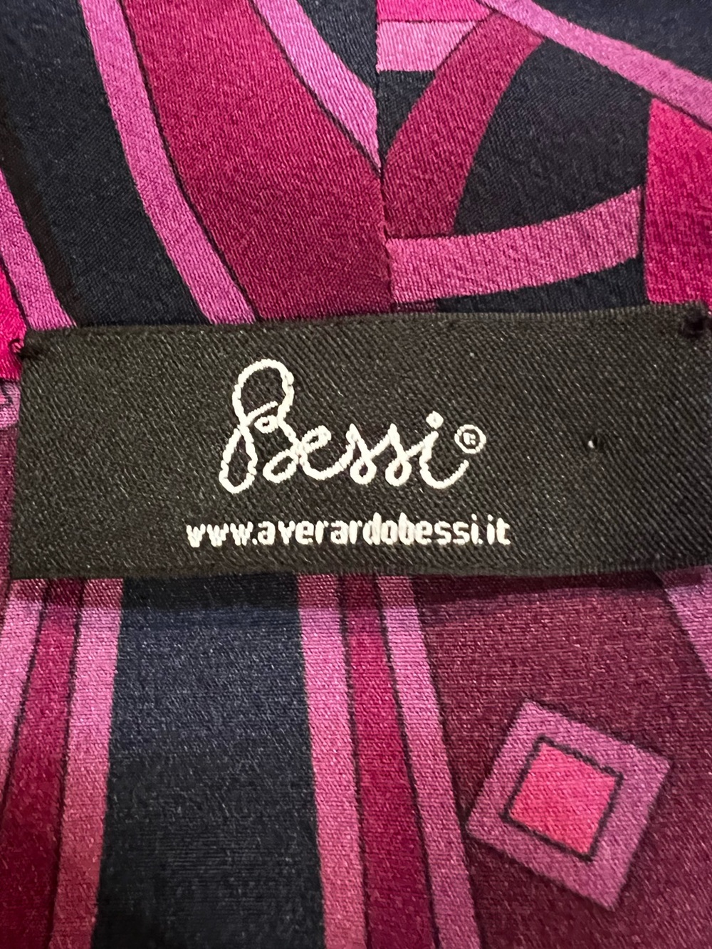 Averardo Bessi Italy Tunic 100% Silk Navy Magenta Cowl Neck Size 2X - Picture 3 of 7